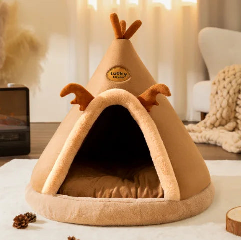 A soft winter shelter, designed for cats and small dogs