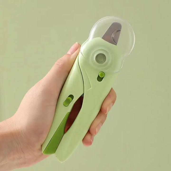 LED nail clippers: safe and gentle care for your companion