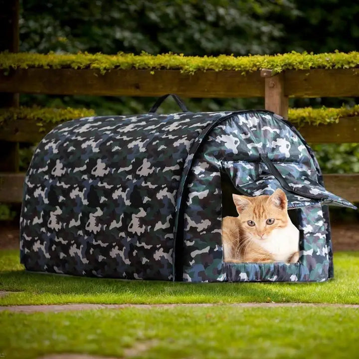Outdoor Cat Shelter – Warmth &amp; Protection in Winter