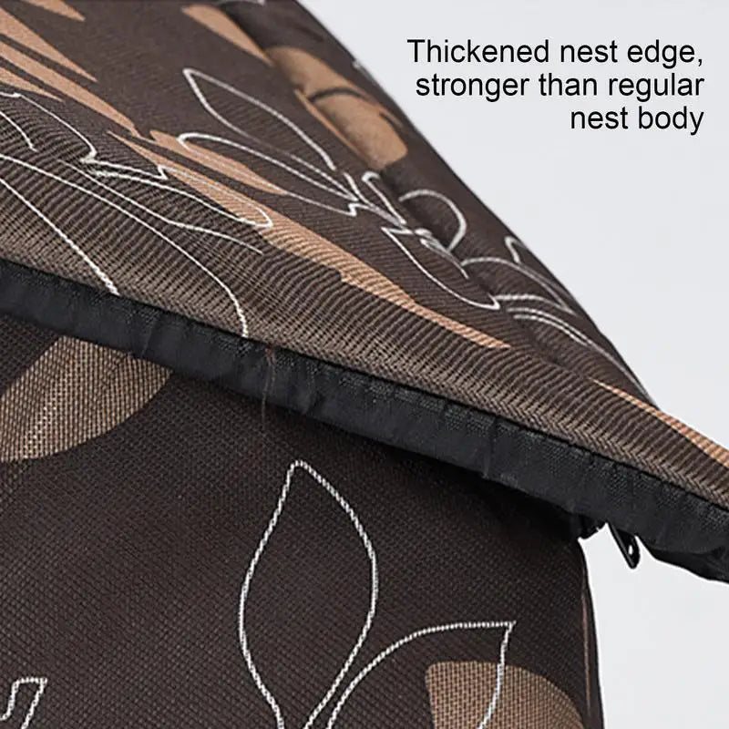 Waterproof cat shelter to withstand the cold without fading