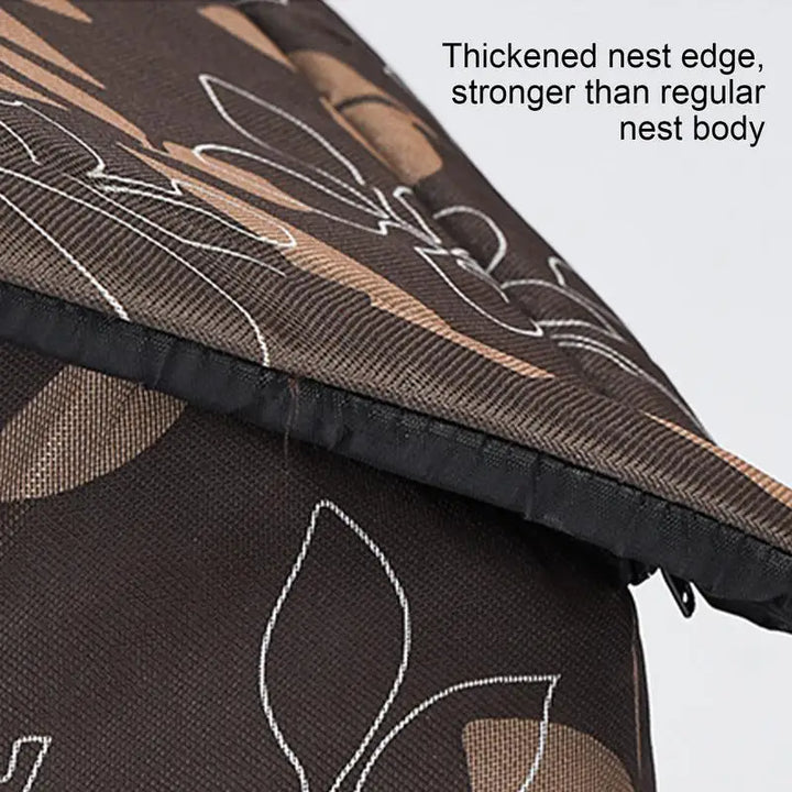 Waterproof cat shelter to withstand the cold without fading