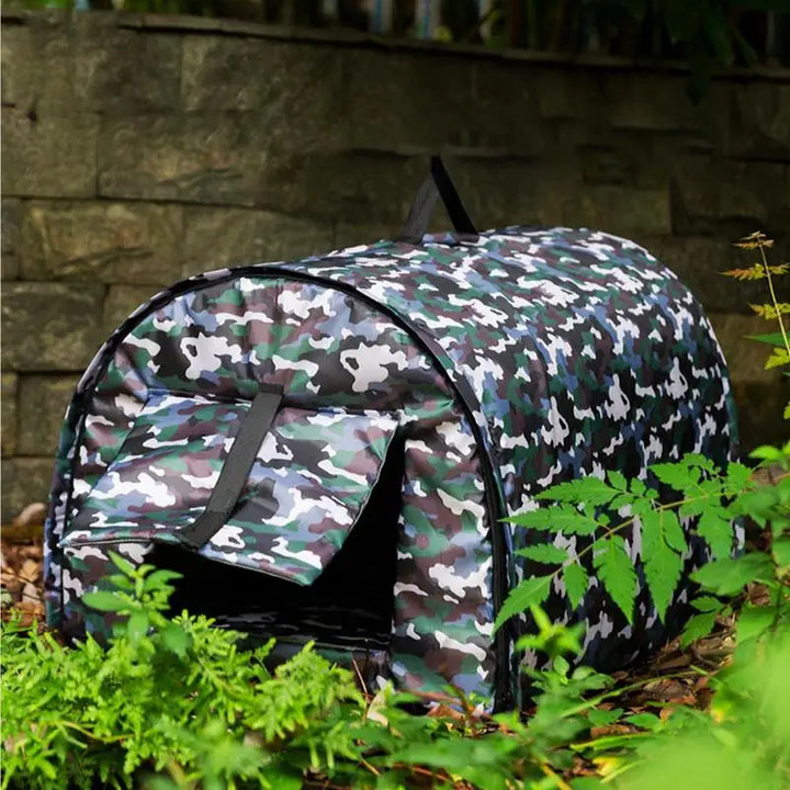 Outdoor Cat Shelter – Warmth &amp; Protection in Winter